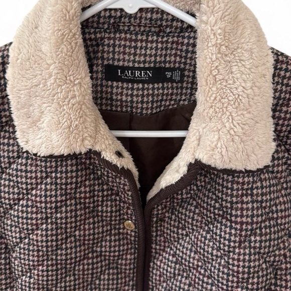 Ralph Lauren Women's Quilted Jacket with Cream Collar XS %100 Wool - Picture 5 of 10